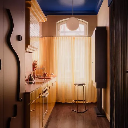 Lägenhet Teatralny Artistic By Bookinghost *